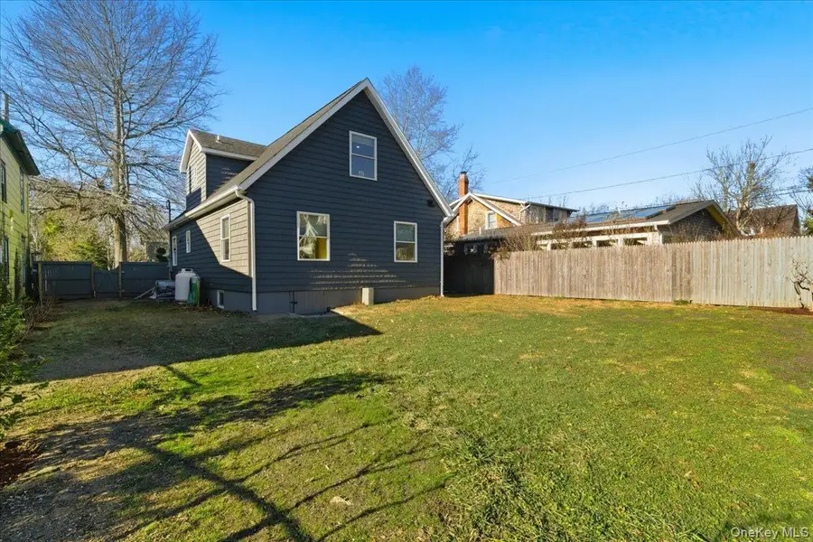 336 2nd Street Street, Greenport, NY 11944 - Image #2