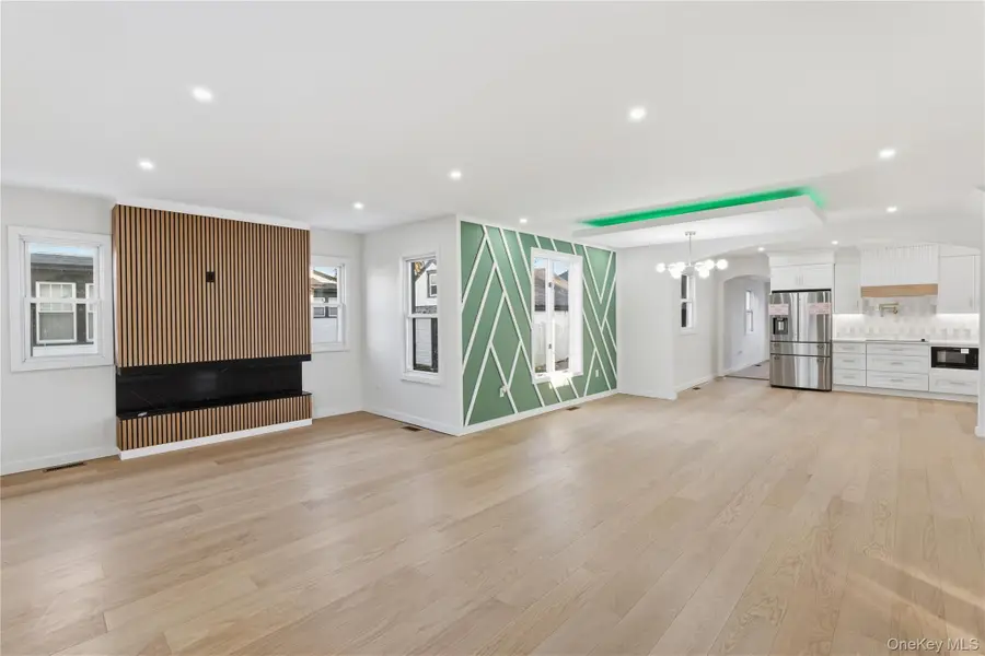 135 Whaley Street, Freeport, NY 11520 - Image #3