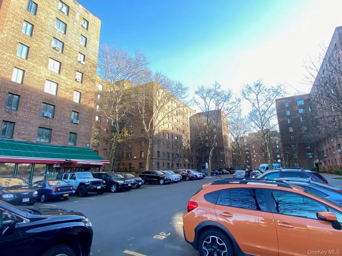 2220 E Tremont Avenue #5G, Bronx, NY 10462 - Image #1