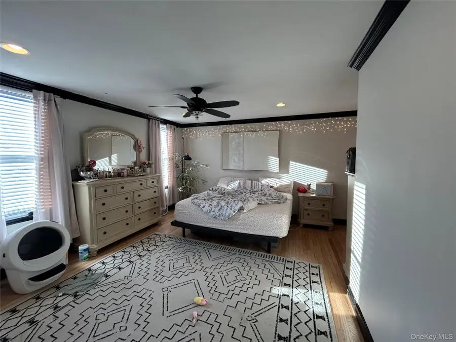 1039 Calhoun Avenue, Bronx, NY 10465 - Image #3