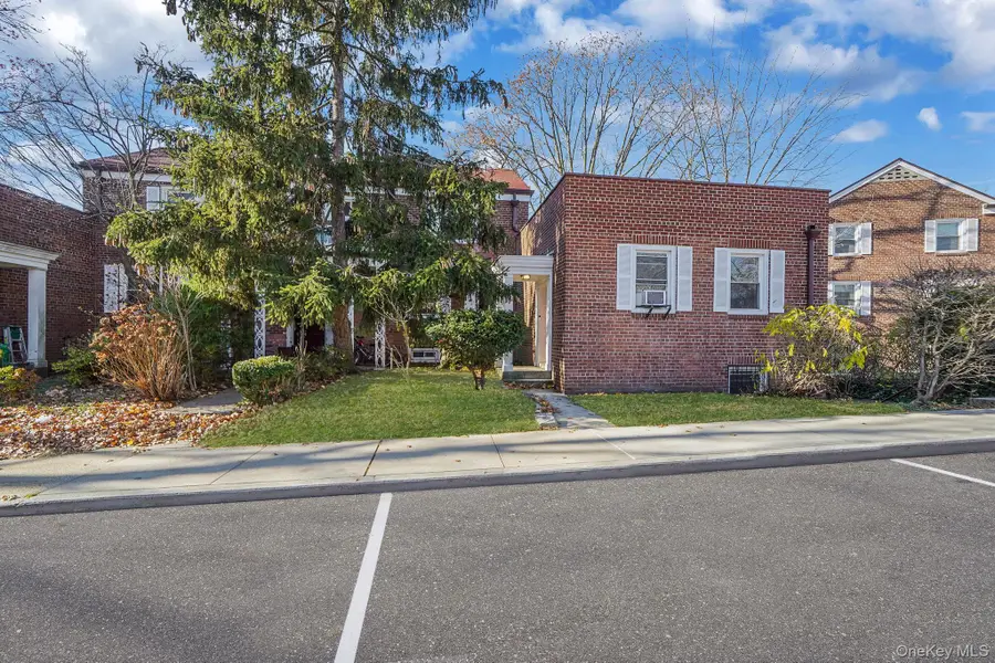 144-66 Village Road #75D, Briarwood, NY 11435 - Image #2