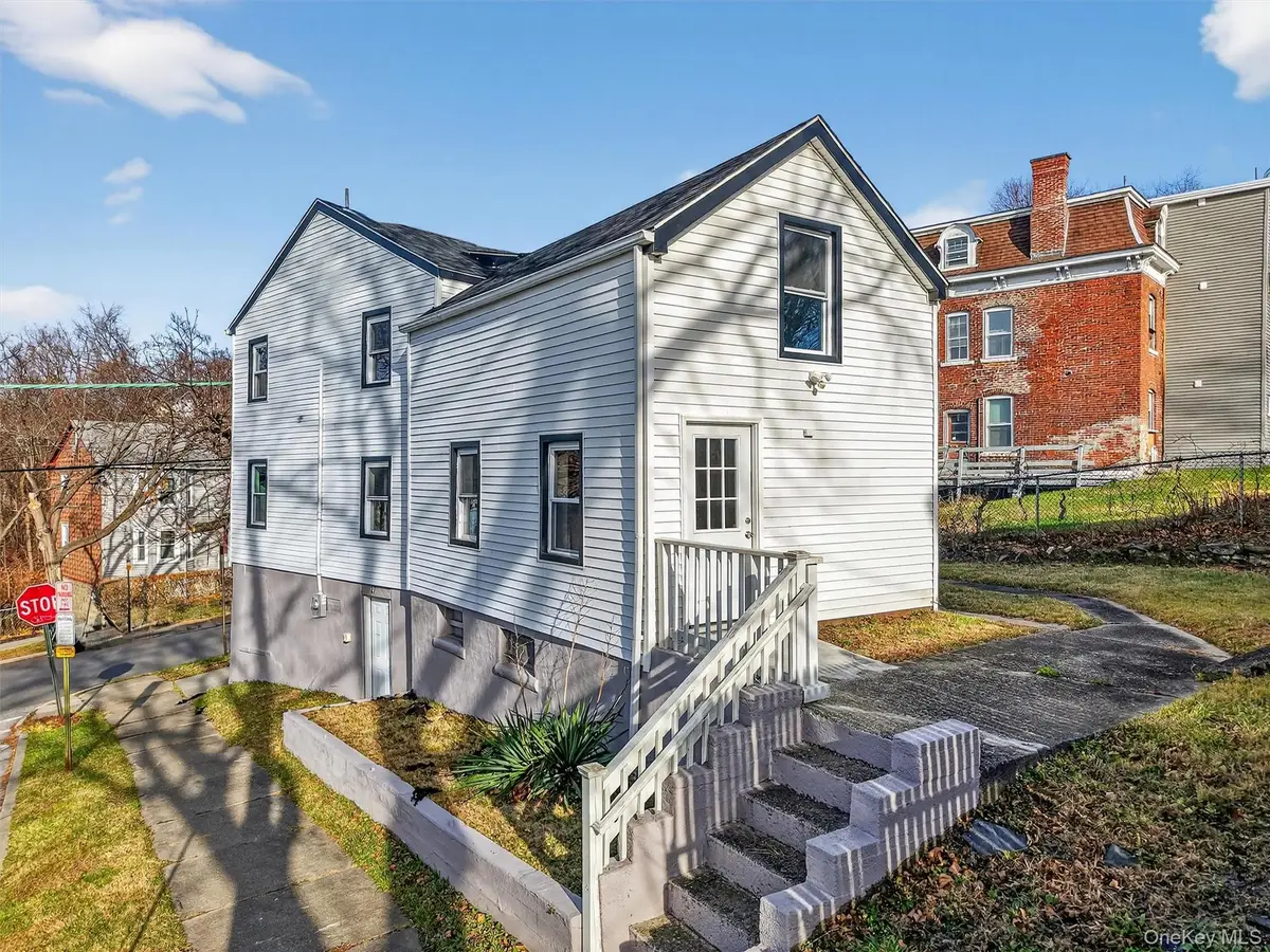 27 Spruce Street, Poughkeepsie, NY 12601 - Image #1