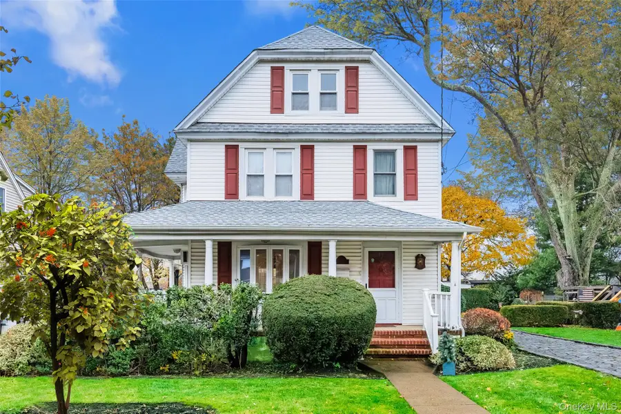 308 Saint Marks Avenue, Bellmore, NY 11710 - Image #2