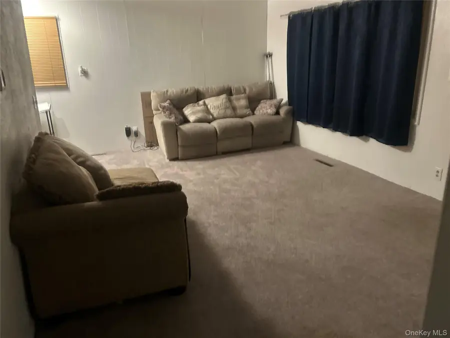 22 Van Wyck Drive, Poughkeepsie, NY 12601 - Image #3