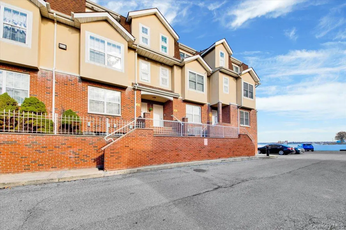 1 Patricia Lane #403, Bronx, NY 10465 - Image #1