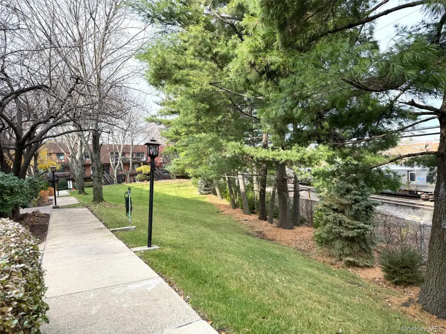 7449 Calamus Avenue #51, Elmhurst, NY 11373 - Image #3