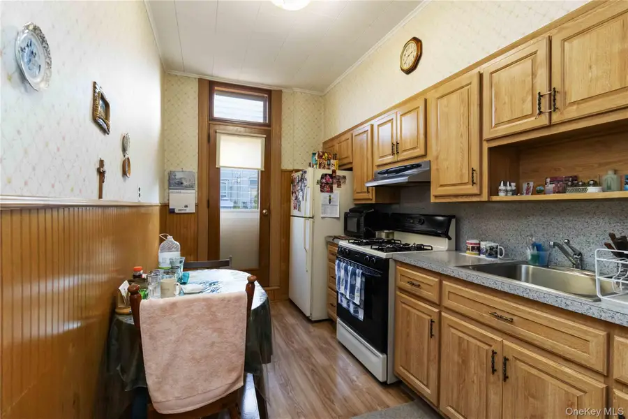 6138 Linden Street, Ridgewood, NY 11385 - Image #3