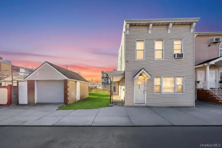 95-26 86th St, Ozone Park, NY 11416 - Image #2