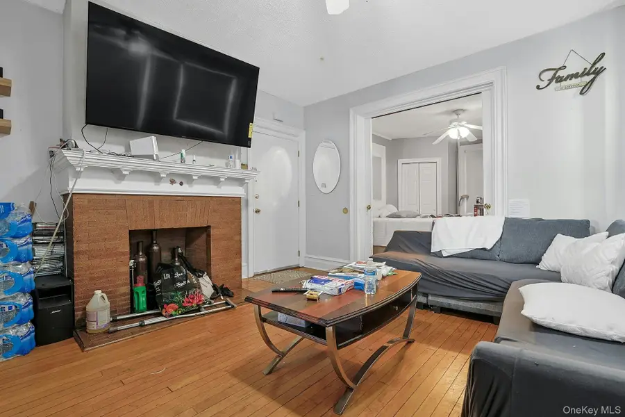 11 Woodland Avenue, New Rochelle, NY 10805 - #3