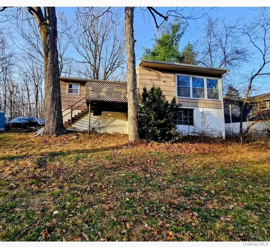 177 Roosevelt Road, Hyde Park, NY 12538 - Image #2