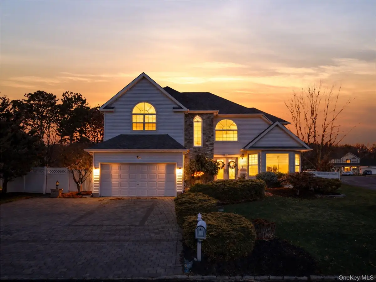 2 Mayflower Lane, Holtsville, NY 11742 - Image #1