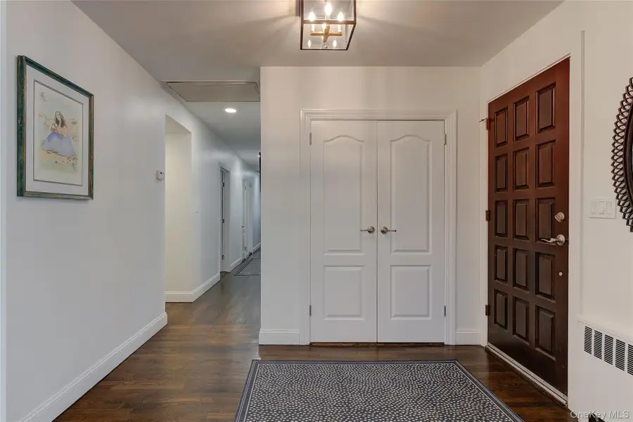 189 Old Westbury Road, Old Westbury, NY 11568 - Image #3