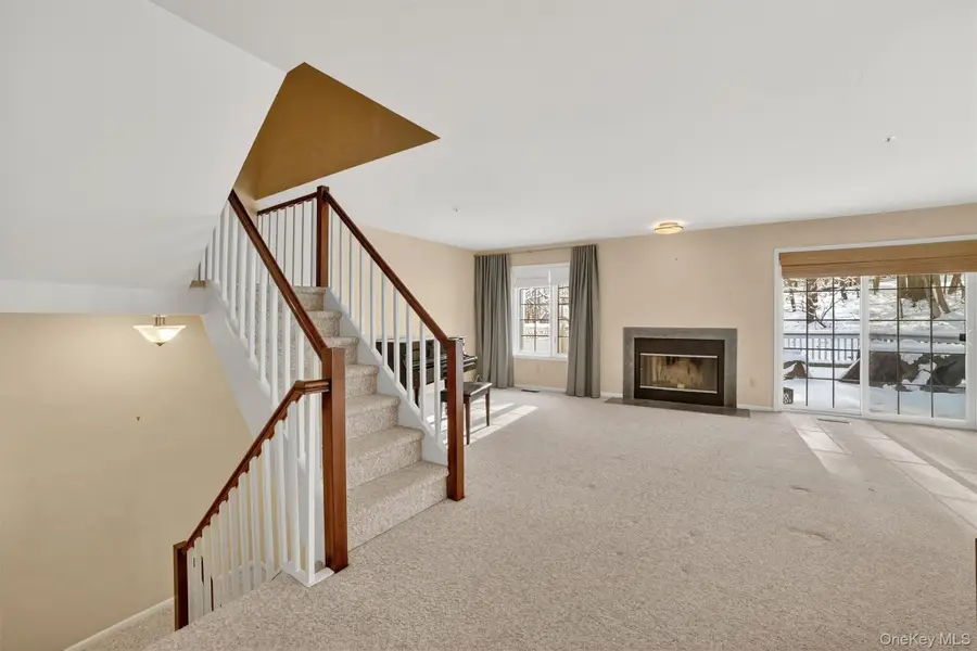 23 Berrybush Lane, Greenburgh, NY 10706 - Image #3