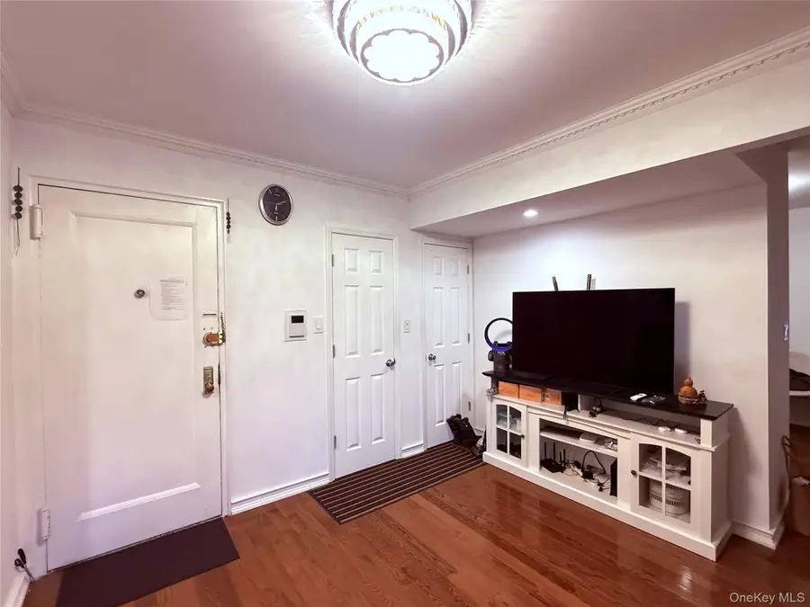 144-54 Sanford Avenue #55, Flushing, NY 11354 - Image #3