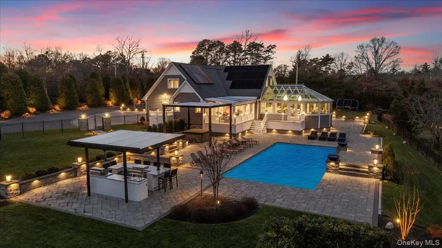 19 W Tiana Road, Hampton Bays, NY 11946 - #2