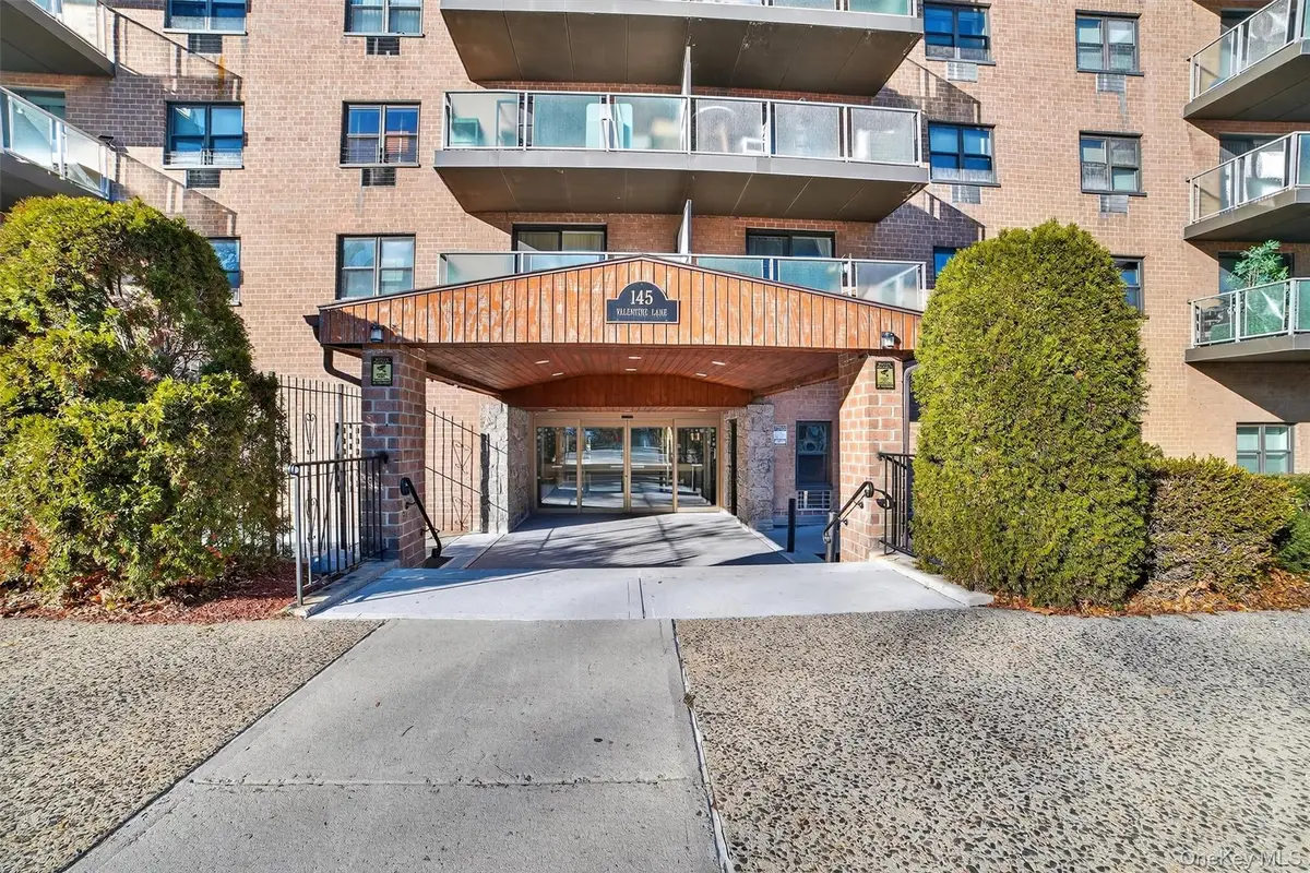 145 Valentine Lane #8E, Yonkers, NY 10705 - Image #1