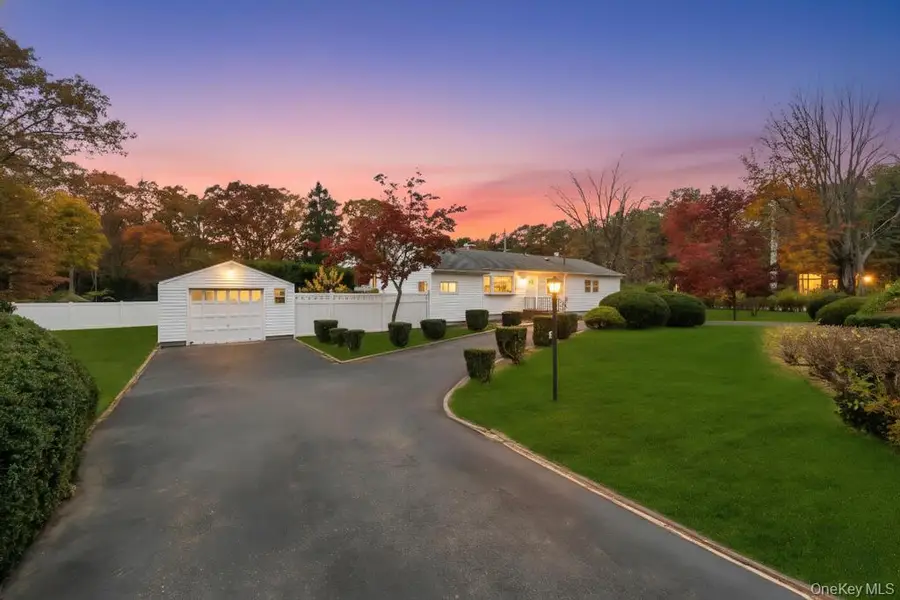 468 Ferndale Boulevard, Islip, NY 11751 - Image #2