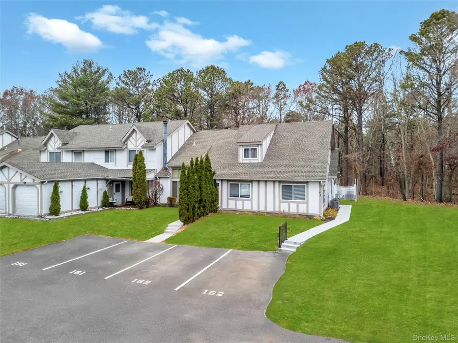 162 Eagle Hill Court, Middle Island, NY 11953 - Image #2