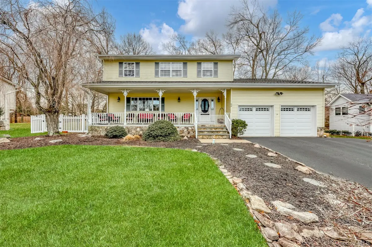 18 Mountainview Avenue, Suffern, NY 10901 - Image #1
