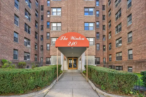 210 Martine Avenue #6M, White Plains, NY 10601