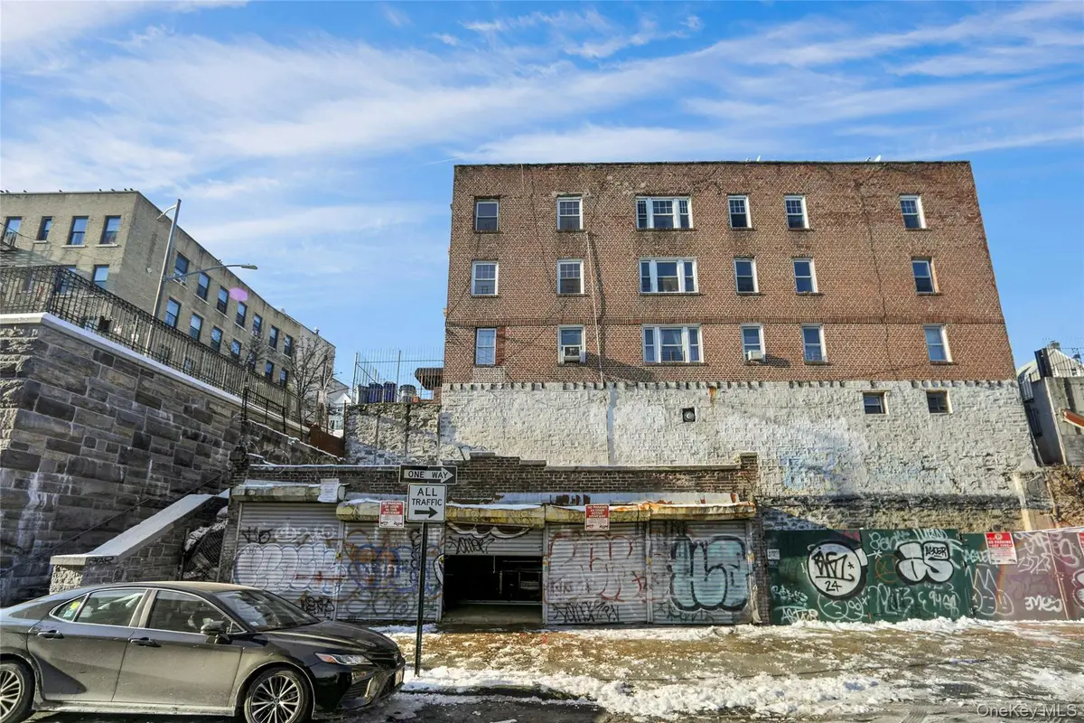 365 E 197th Street, Bronx, NY 10458 - Image #1