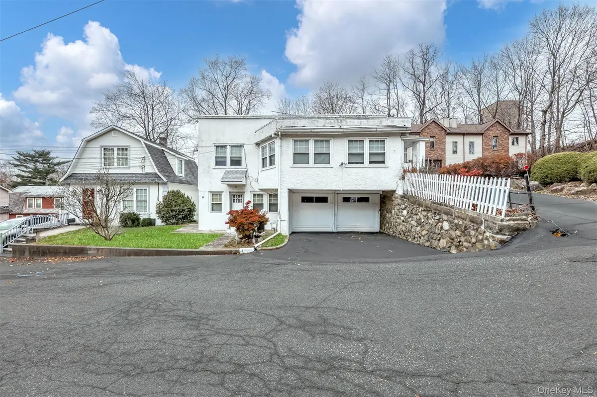 4 Cedar Lane, Suffern, NY 10901 - Image #1