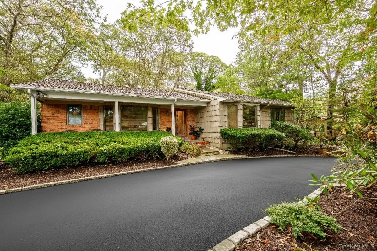 54 Farmington Lane, Melville, NY 11747 - #1