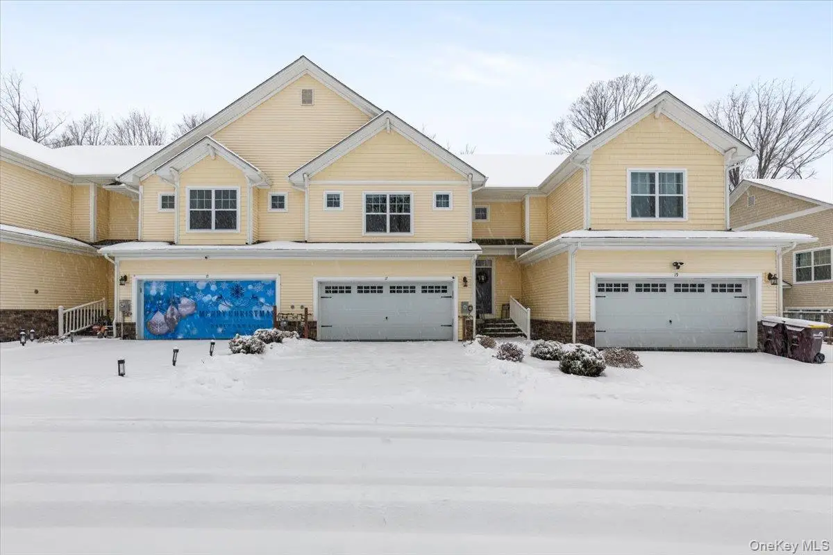 17 Woodrose Court, Middletown, NY 10940 - Image #1