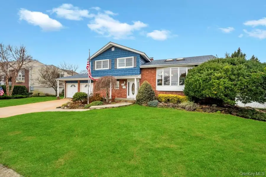 65 Waterview Avenue, Massapequa, NY 11758 - Image #3