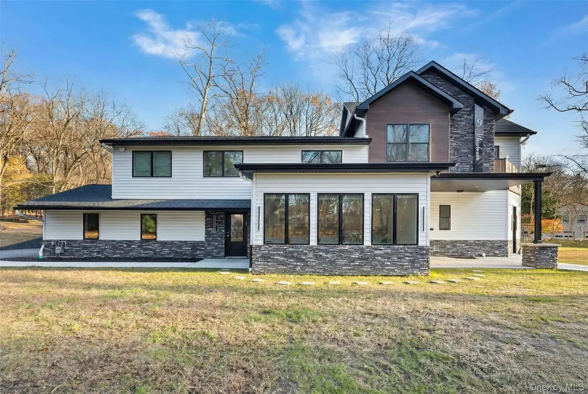 9 Wendover Lane, Suffern, NY 10901 - Image #1