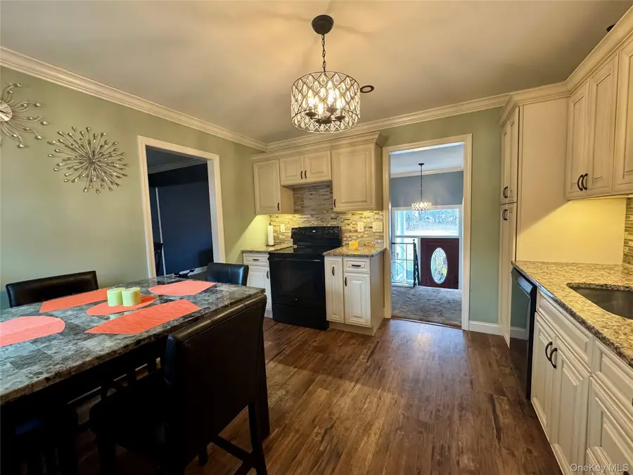 160 Lincoln Boulevard, Hauppauge, NY 11788 - #2