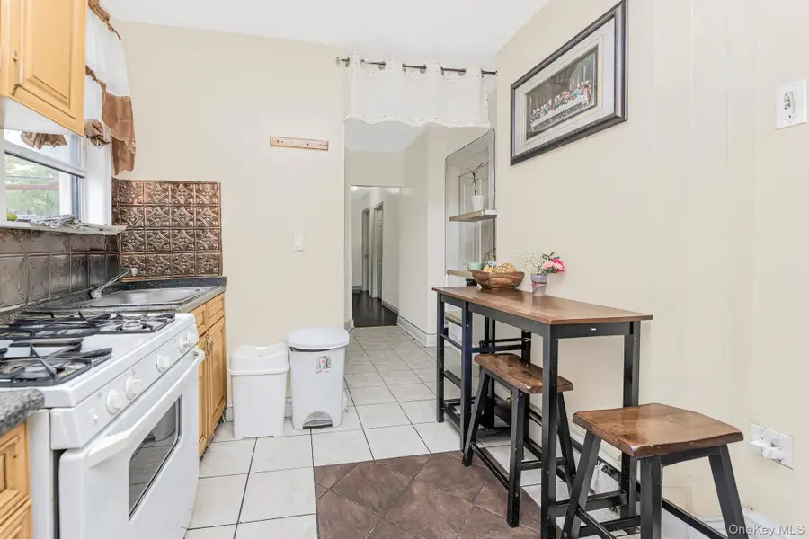 3043 Bailey Avenue, Bronx, NY 10463 - #3
