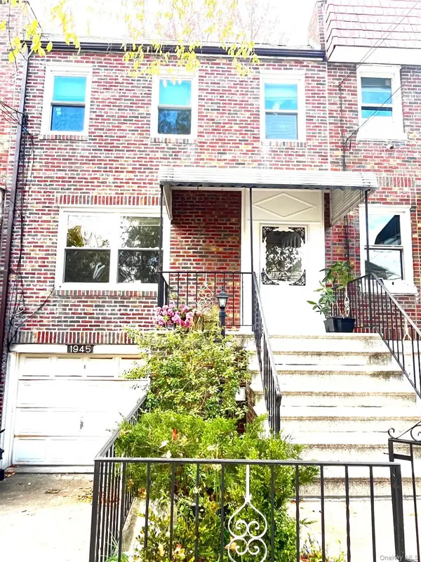 1945 Paulding Avenue, Bronx, NY 10462