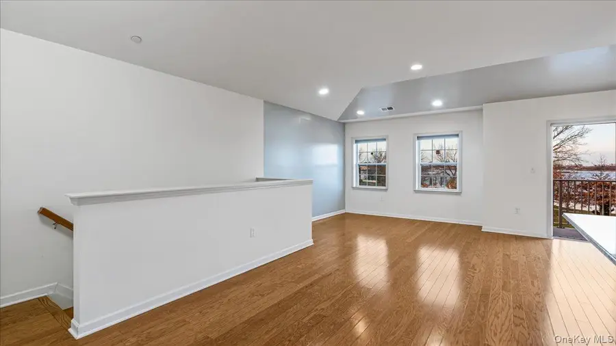 122-04 Powell Cove Boulevard #C, College Point, NY 11356 - Image #2