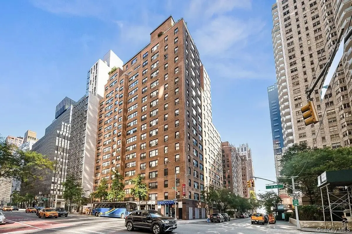305 East 40th Street #14O E 40th Street #14O, Manhattan, NY 10016 - Image #1