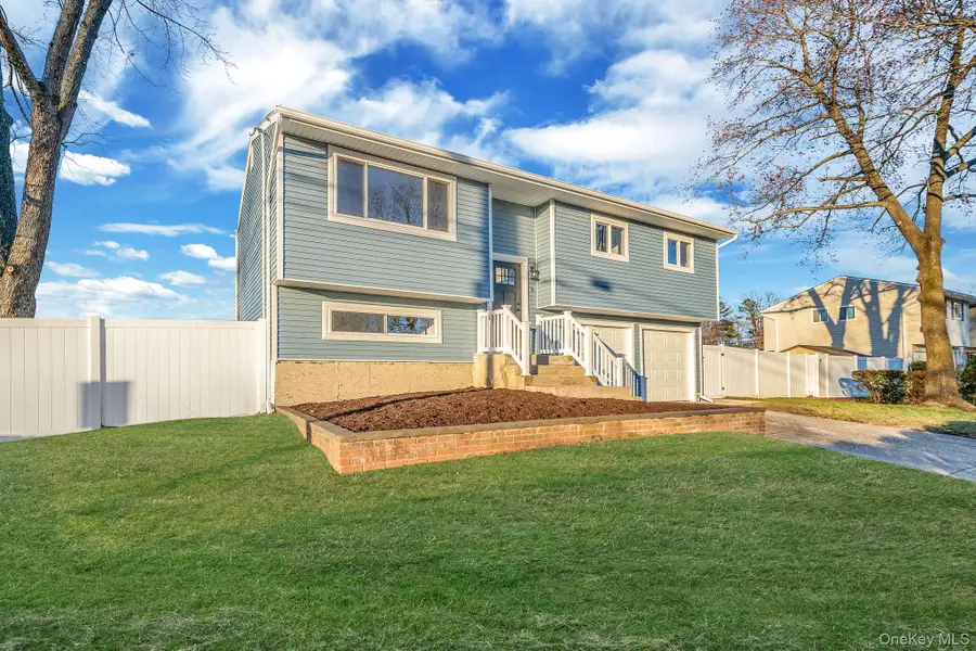 3 Bellrose Avenue, Centereach, NY 11720 - Image #3