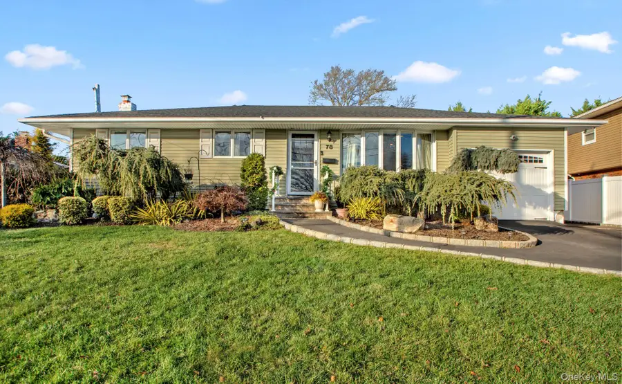 78 Redwood Lane, Massapequa Park, NY 11762 - Image #2