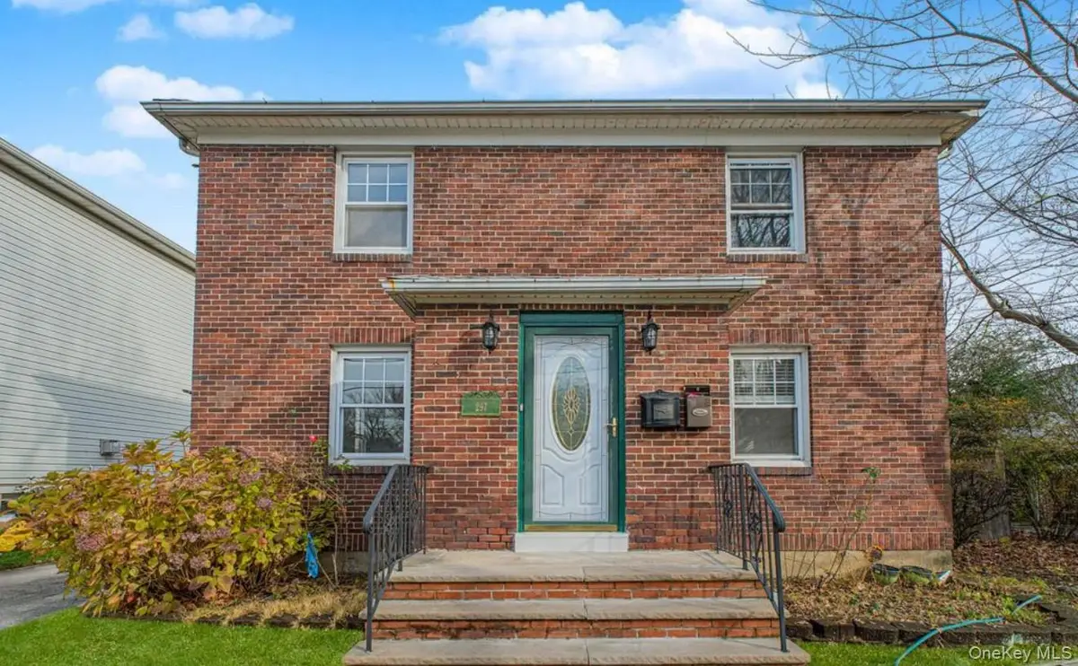 297 Otis Avenue, Staten Island, NY 10306 - Image #1