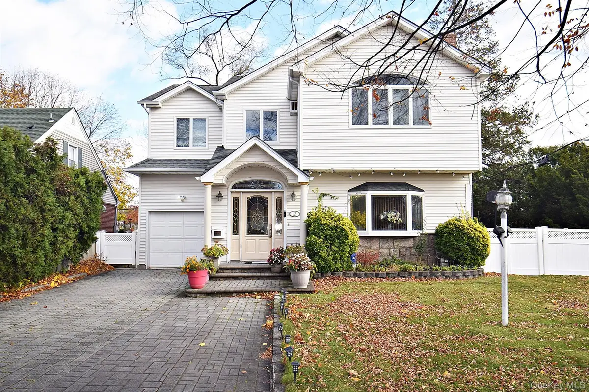 2 Aster Drive, New Hyde Park, NY 11040 - #1