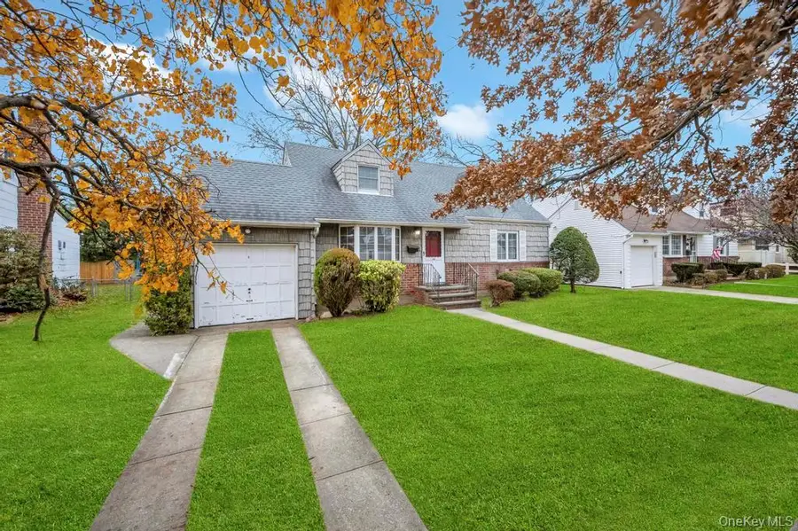 203 Green Valley Road, East Meadow, NY 11554 - Image #2