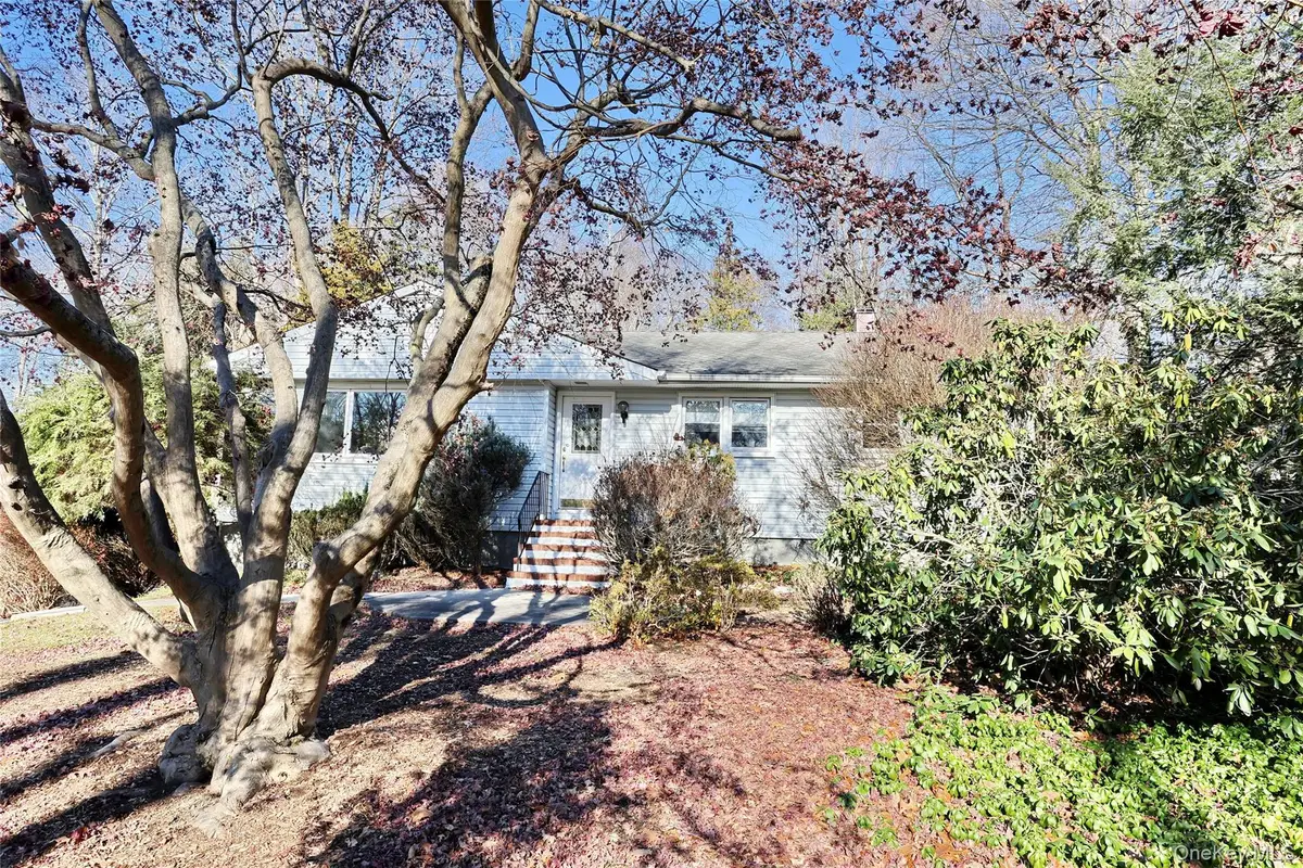 160 Pascack Road, Chestnut Ridge, NY 10965 - Image #1