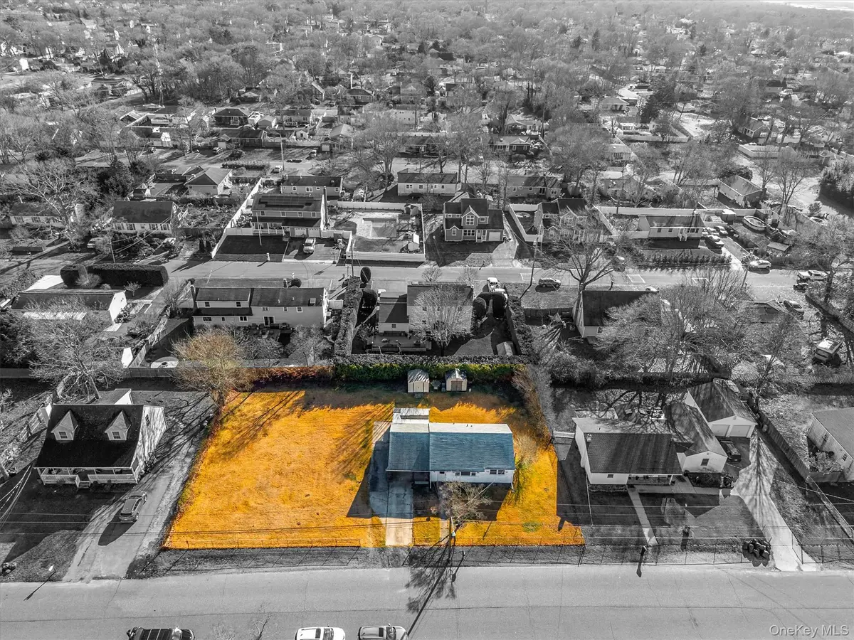 32 Flintlock Drive, Shirley, NY 11967 - Image #1