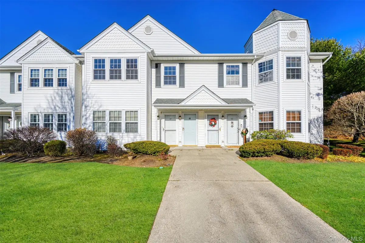 48 Victorian Lane, Medford, NY 11763 - Image #1