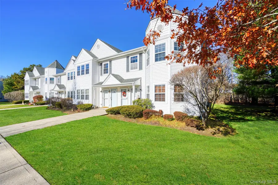 48 Victorian Lane, Medford, NY 11763 - Image #2