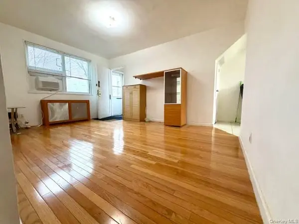 67-20 218 Street #Lower, Bayside, NY 11364