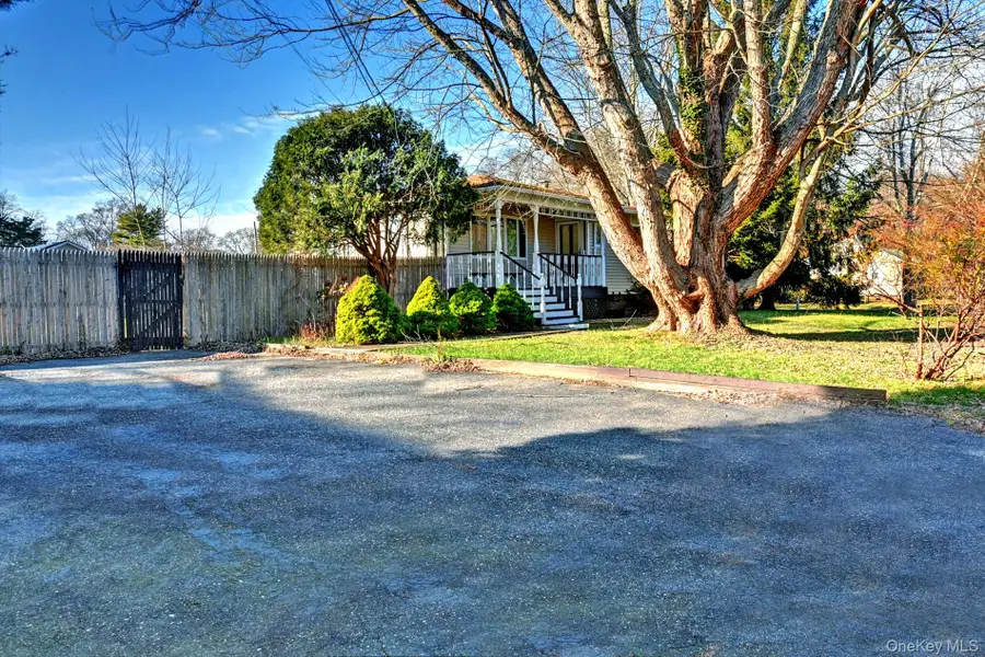 154 Jefferson Drive, Mastic Beach, NY 11951 - Image #2