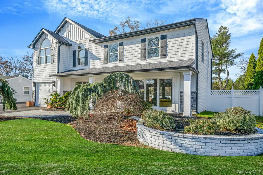 36 Flintridge Drive, Holbrook, NY 11741 - Image #2