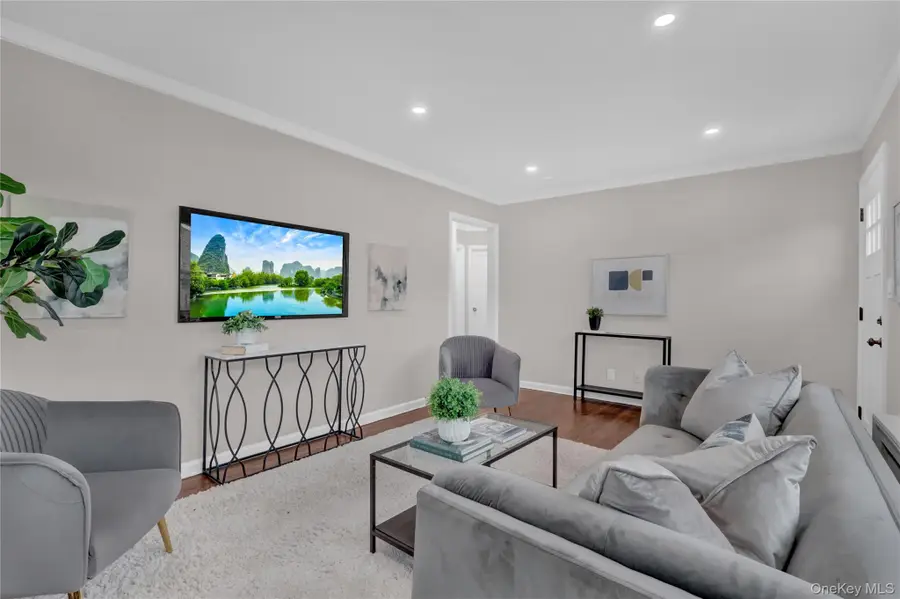 781 Union Drive, Uniondale, NY 11553 - Image #2