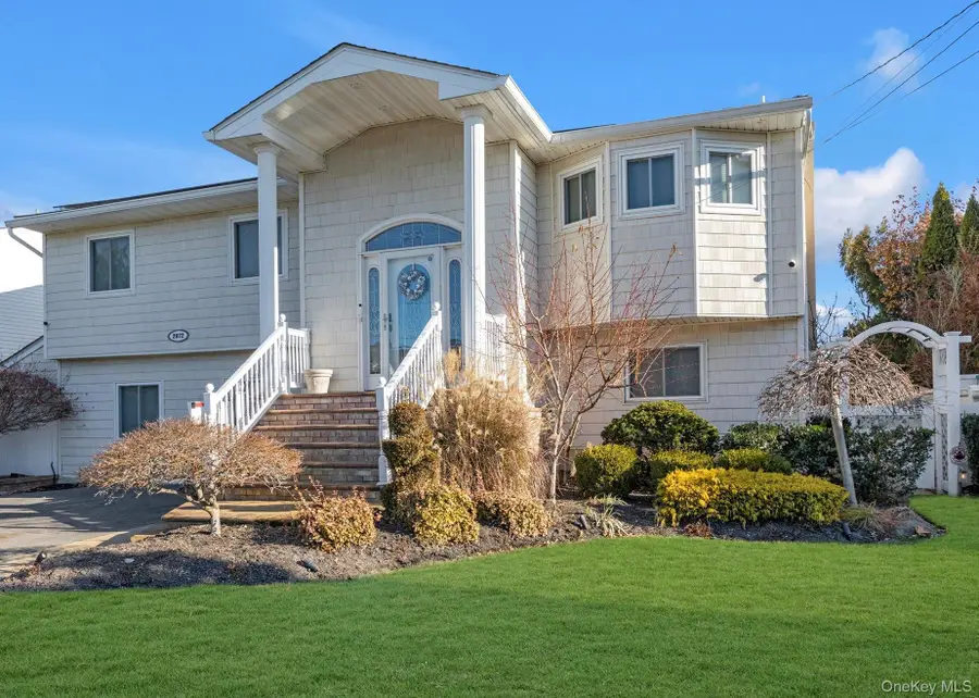 2072 Legion Street, Bellmore, NY 11710 - Image #2