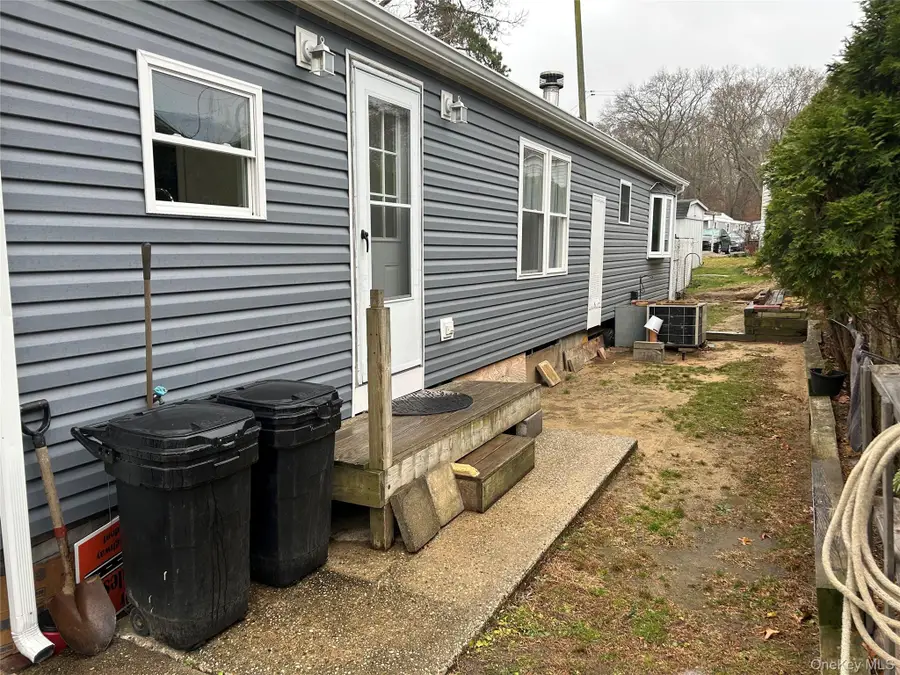 309-15 Fanning Boulevard, Riverhead, NY 11901 - Image #3